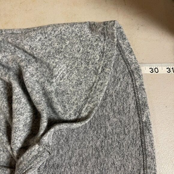 Thyme & Honey Sweater L Long Sleeve with tie knotted front - Picture 8 of 9